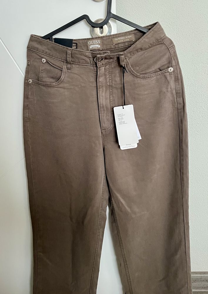 Дамски панталон Guess