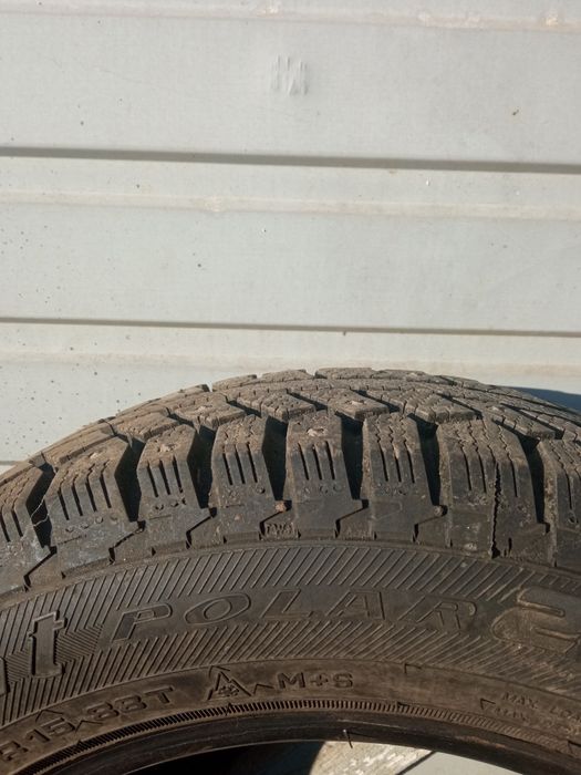 Продам шины на 15