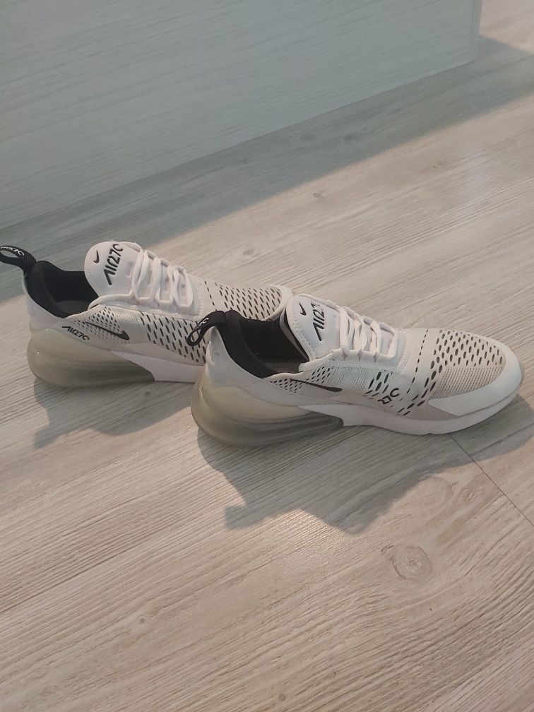 Nike air max 270 albi