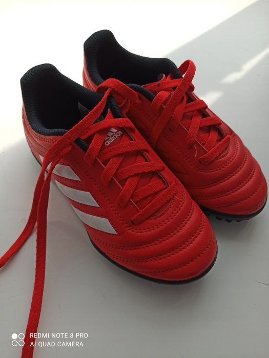 Продам детские бутсы