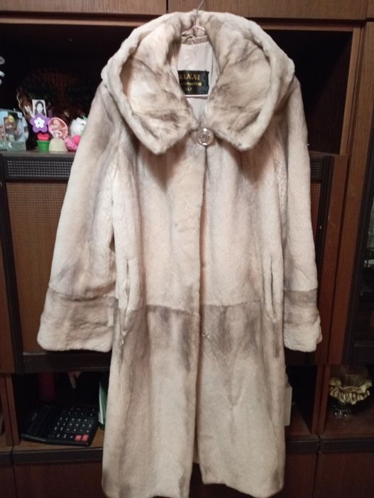 Продам норковую шубу