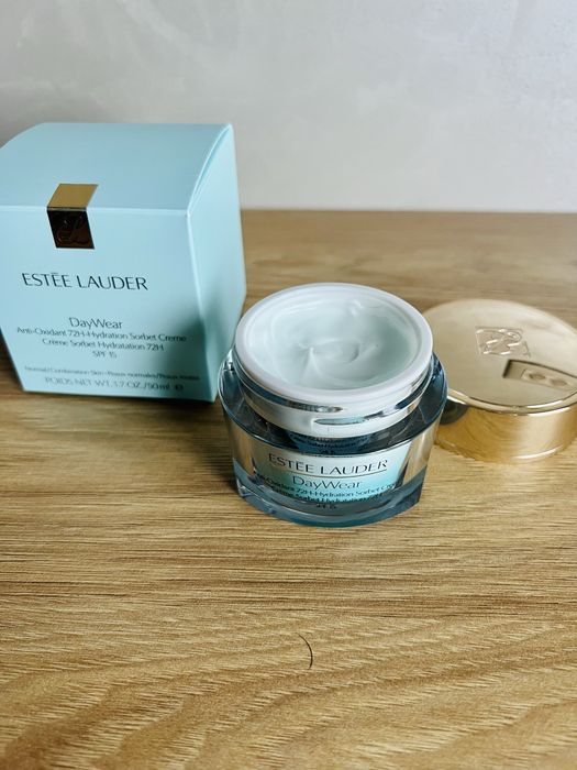 Оригинален Estee Lauder Day Wear Sorbet Creme Крем за Лице