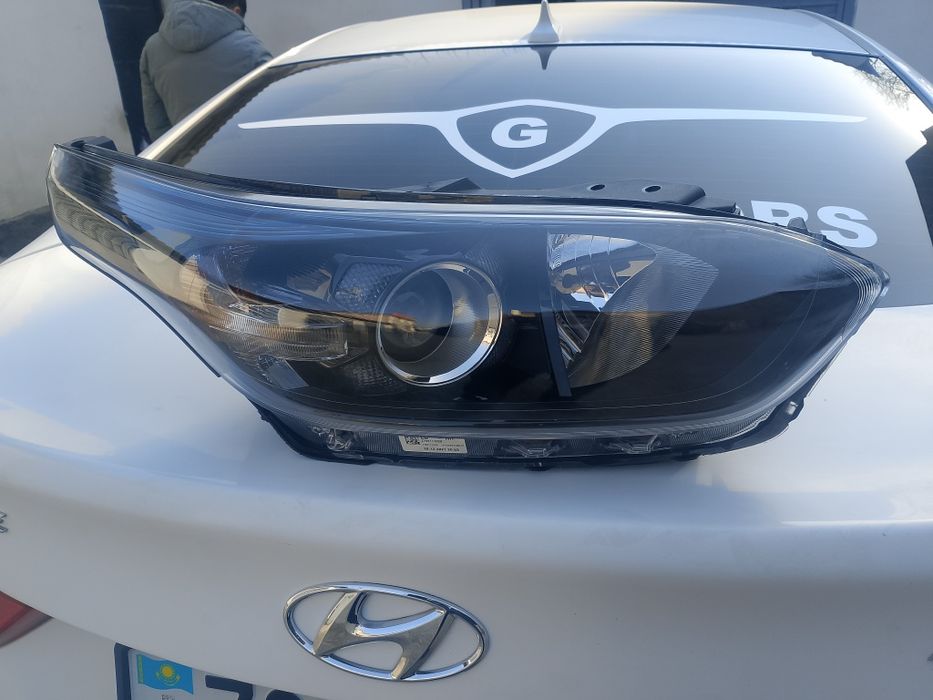 Правая фара Киа Сид