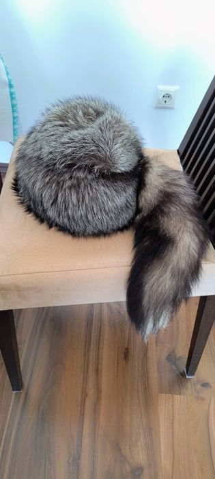 Căciulă blana vulpe argintie