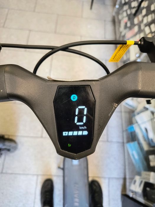 2г Гаранция! Електрическа Тротинетка Navee ST3 PRO