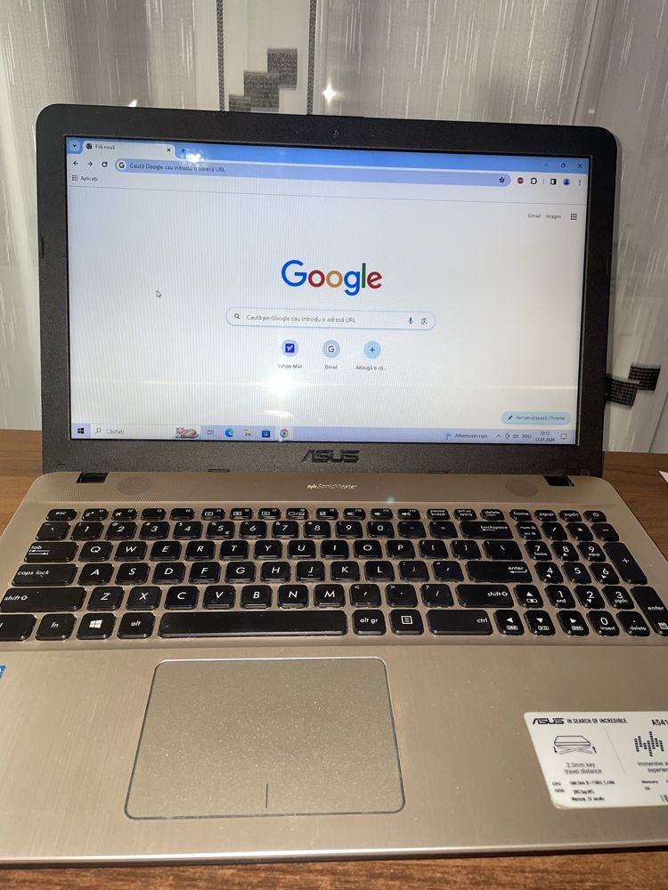 Laptop ASUS în condiții excelente