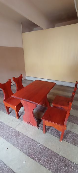 Set masă cu scaune lemn