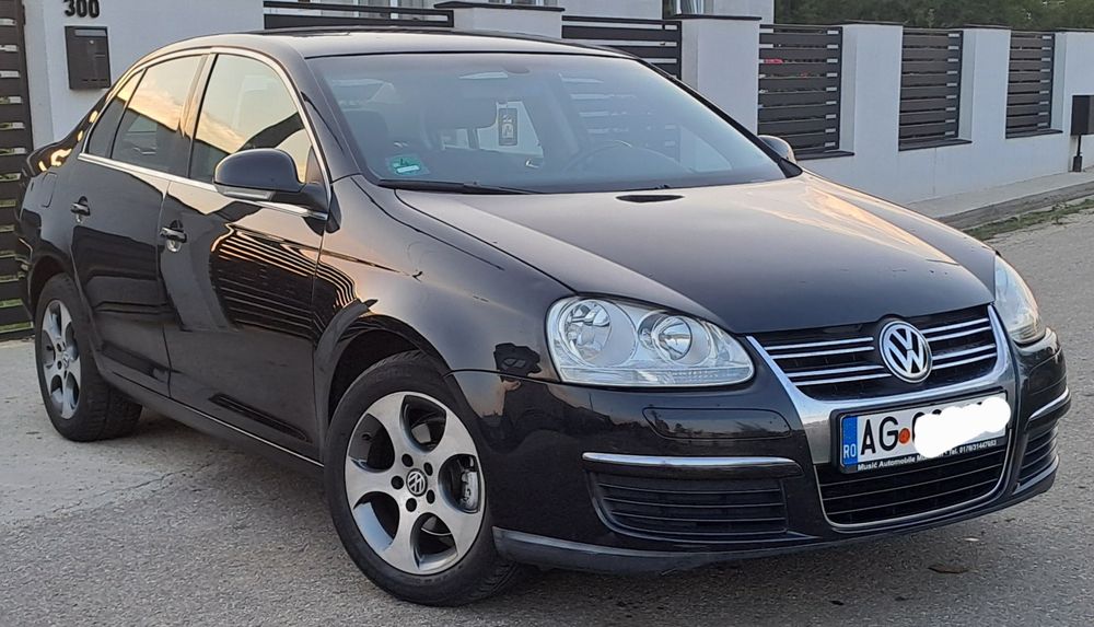 Vând Volkswagen Jetta 1.6 mpi
