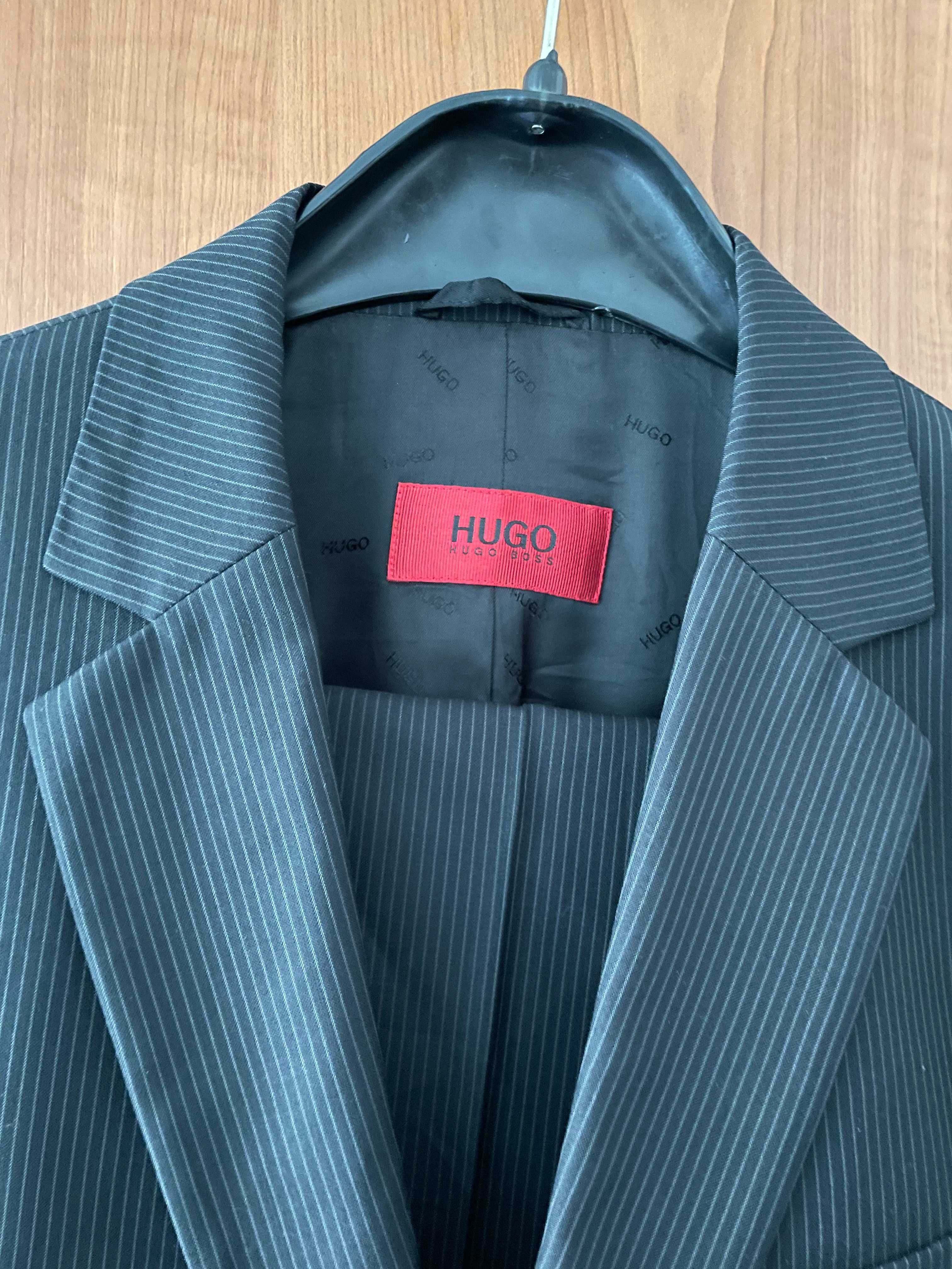 Costum Hugo Boss