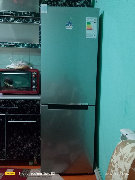 Холодильник холодильник