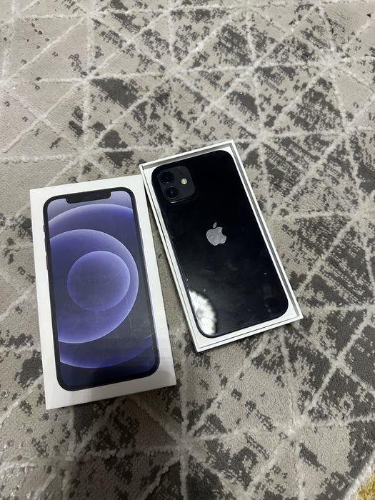 Продам Айфон 12 память 128гб
