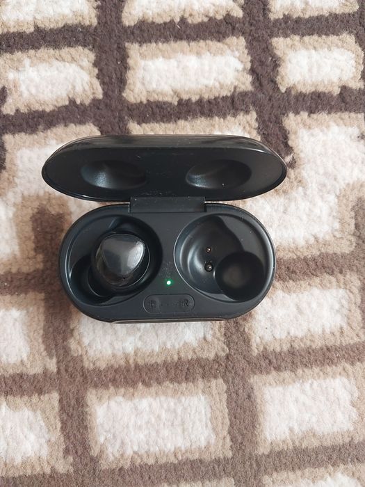 samsung galaxy buds+ блютуз наушники с одним наушником
