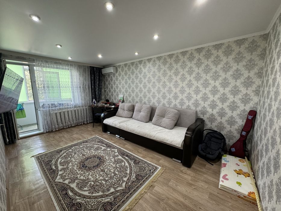 Продается 2 комнатная улучшенной планировки