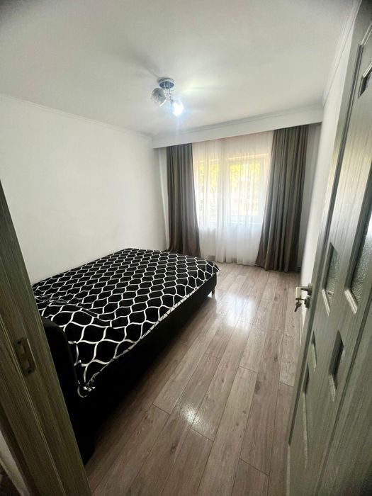 Regim hotelier, apartament cu 4 camere, decomandat, parter