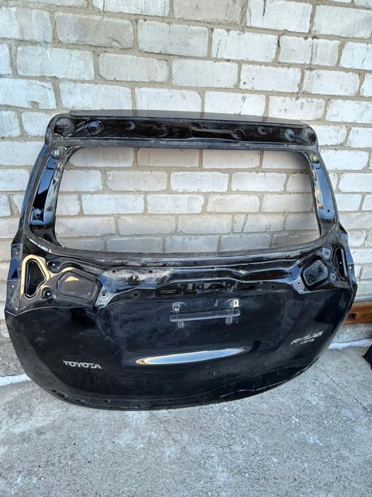 Запчасти Toyata Rav4