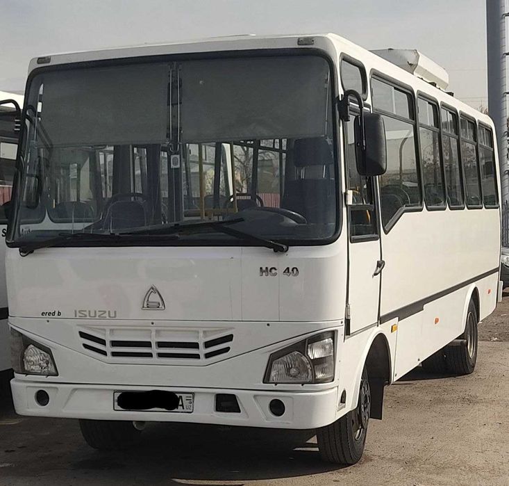 ISUZU автобус сотилади