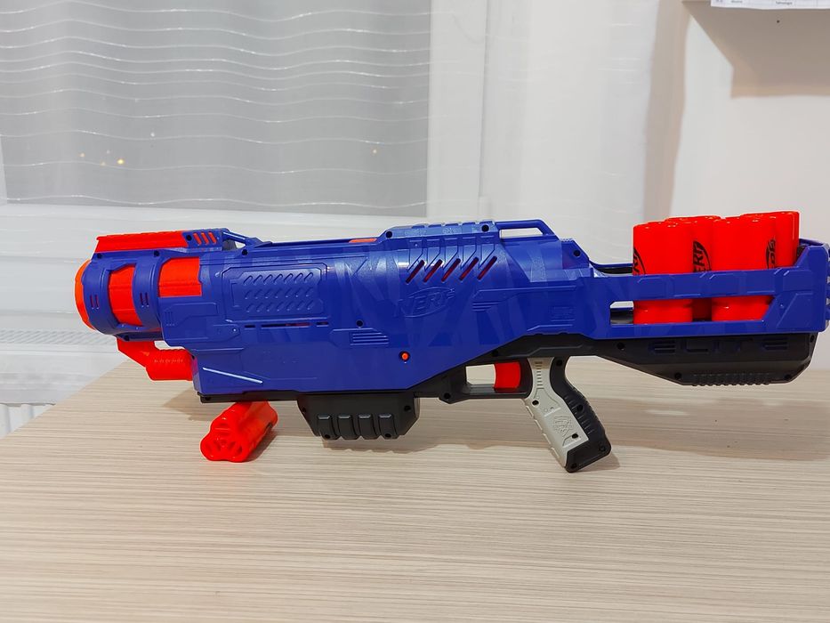 Pusca/blaster NERF Trilogy DS 15