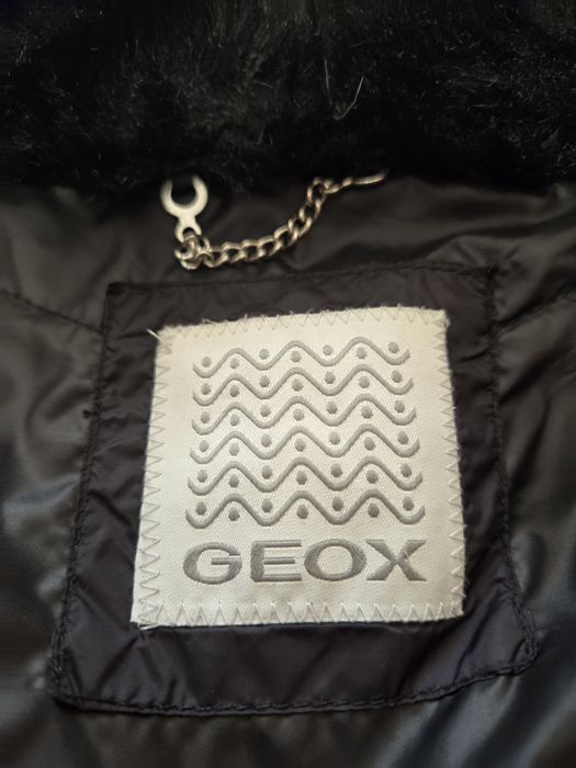 Дълго дамско яке от гъши пух "Geox".