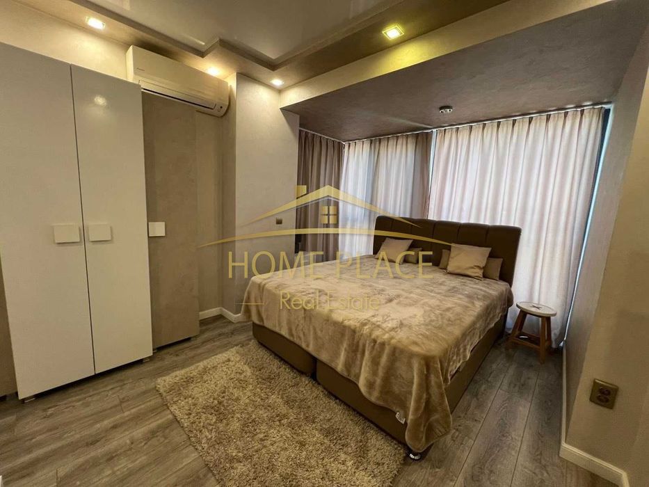 Дава се под наем Тристаен апартамент в Варна, Център - 74 кв.м за 1122 € - Снимка #4