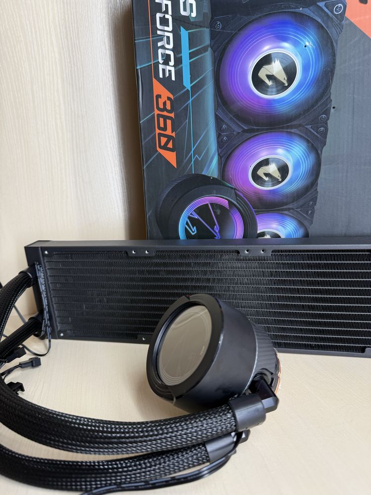 Система охлаждения Gigabyte AORUS Waterforce X360