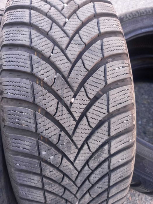 Продавам гуми втора употреба