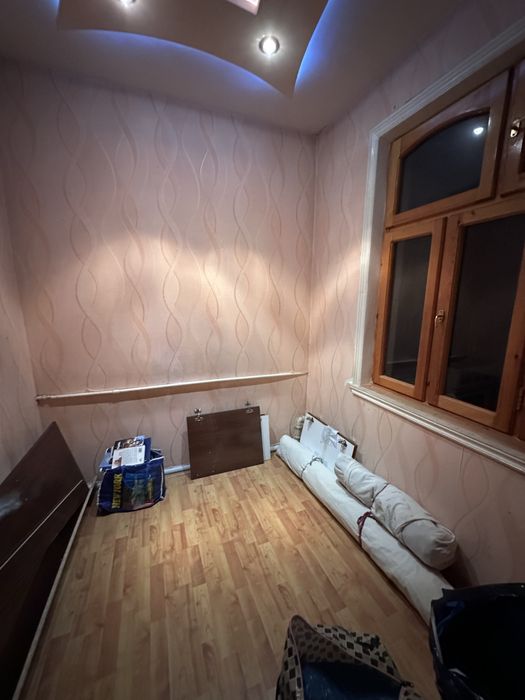 Феруза Продается квартира 2/4/4 балкон 1.5х6 Можно Под Ипотеку