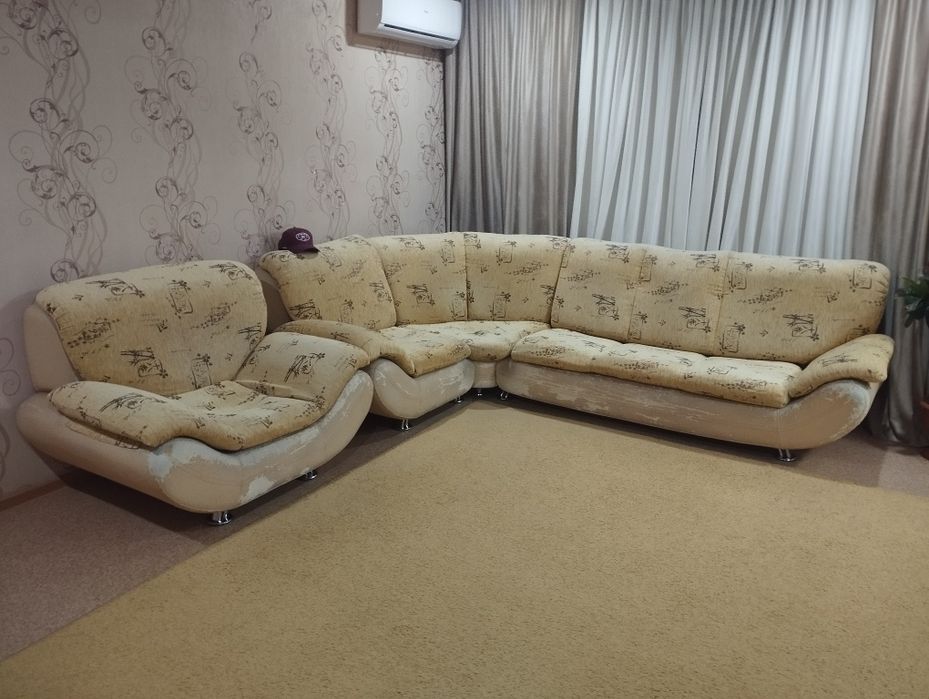 Отдам бесплатно диван