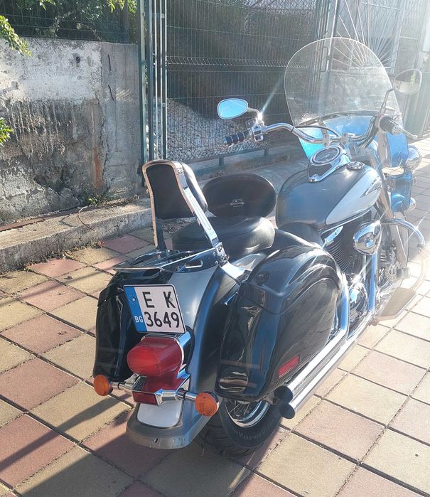Suzuki VL800 Intruder