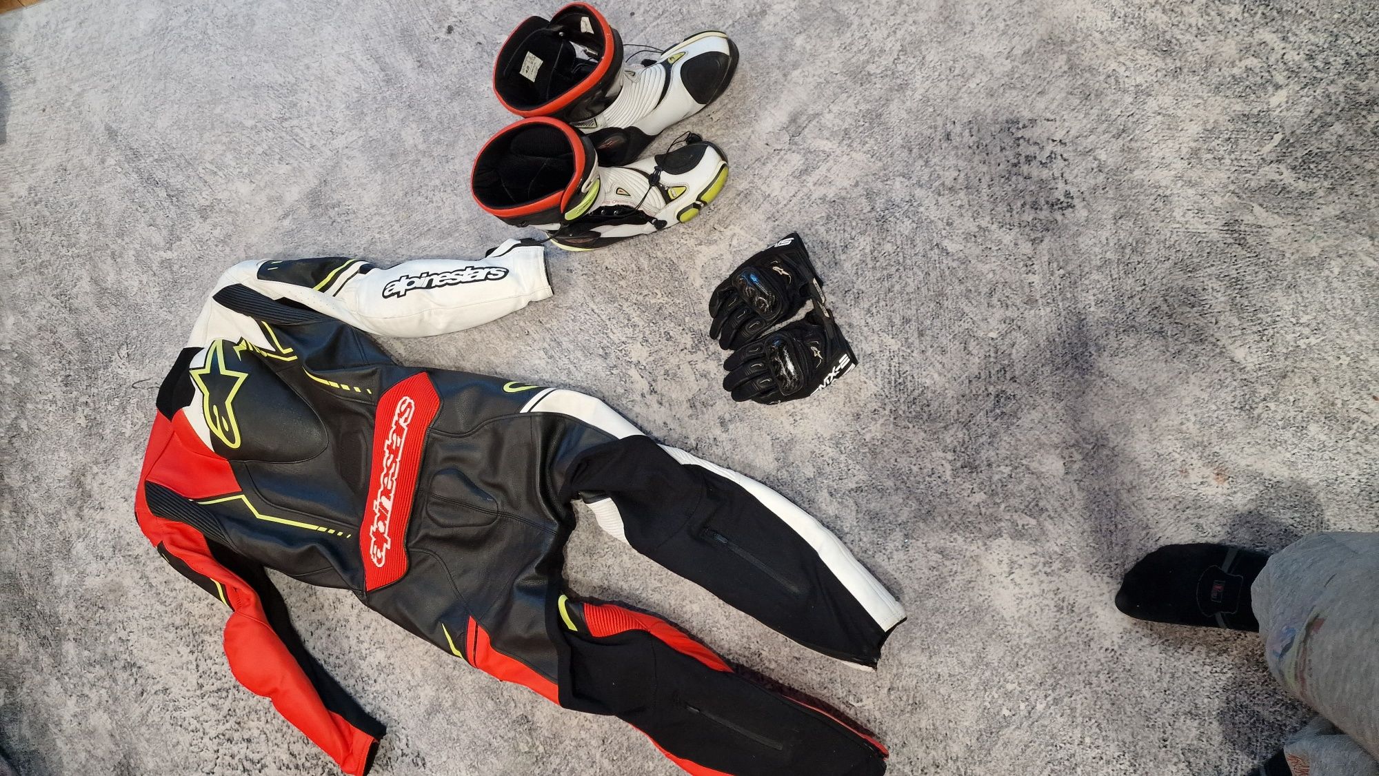 Alpinestars екип като нов