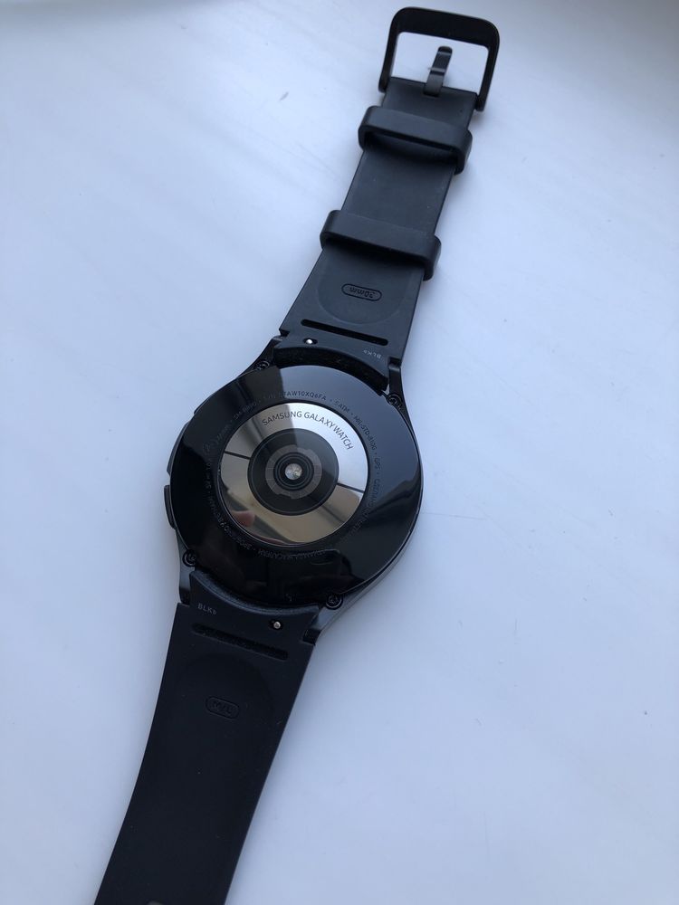 Galaxy Watch4 Classic SAMSUNG