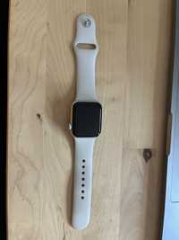 Apple smart watch SE