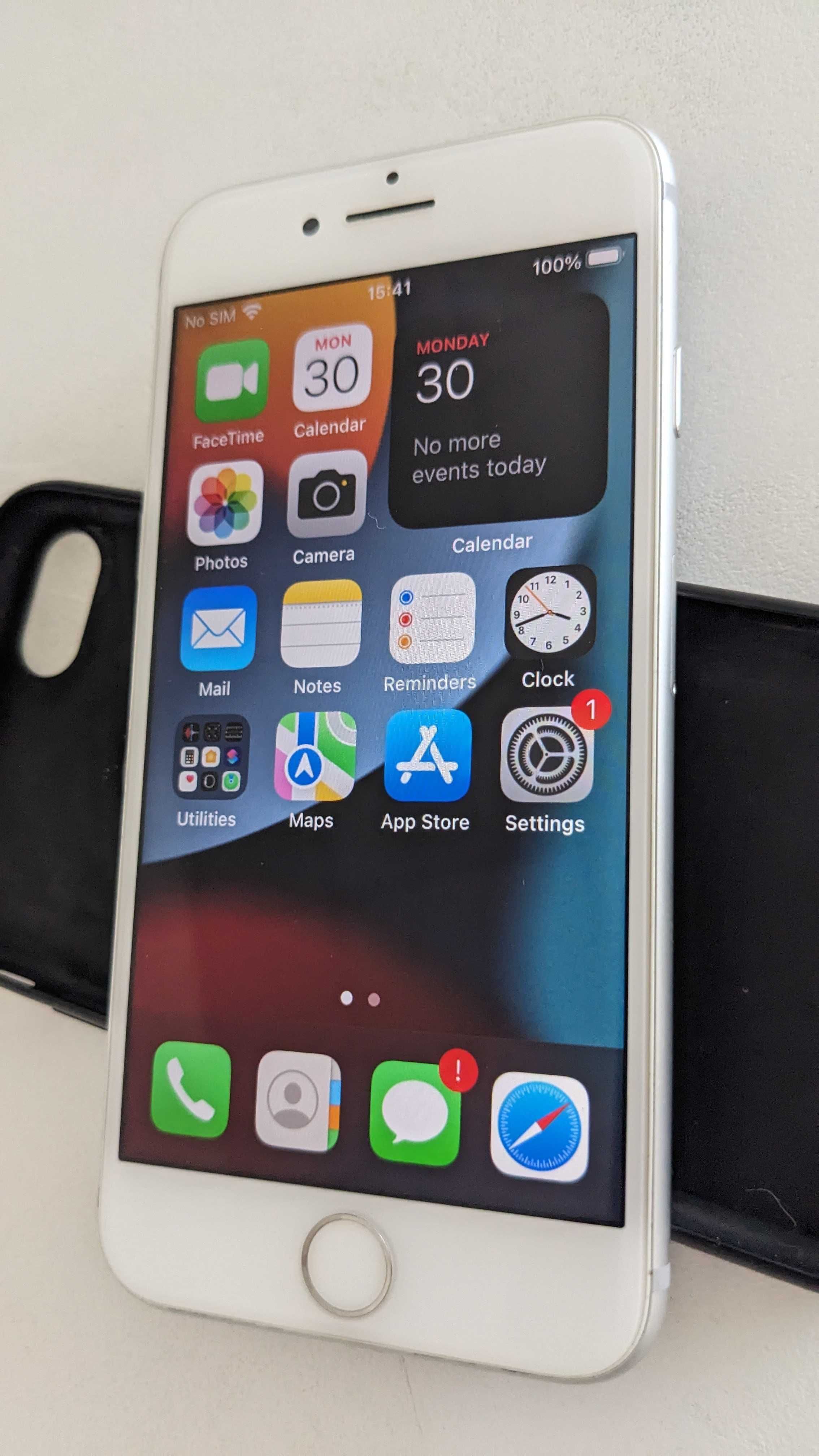 iPhone 7  32GB Silver