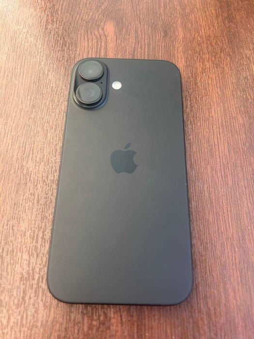IPHONE 16, в коробке, состояние идеальное, объем аккумулятора 100%