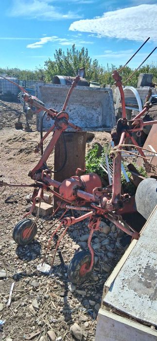 Grebla de împrăștiat fânul⁹