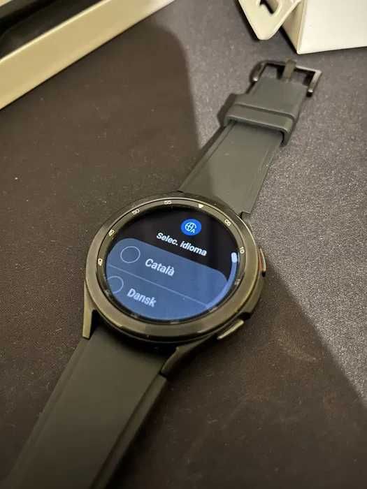 Samsung Galaxy Watch4 Classic