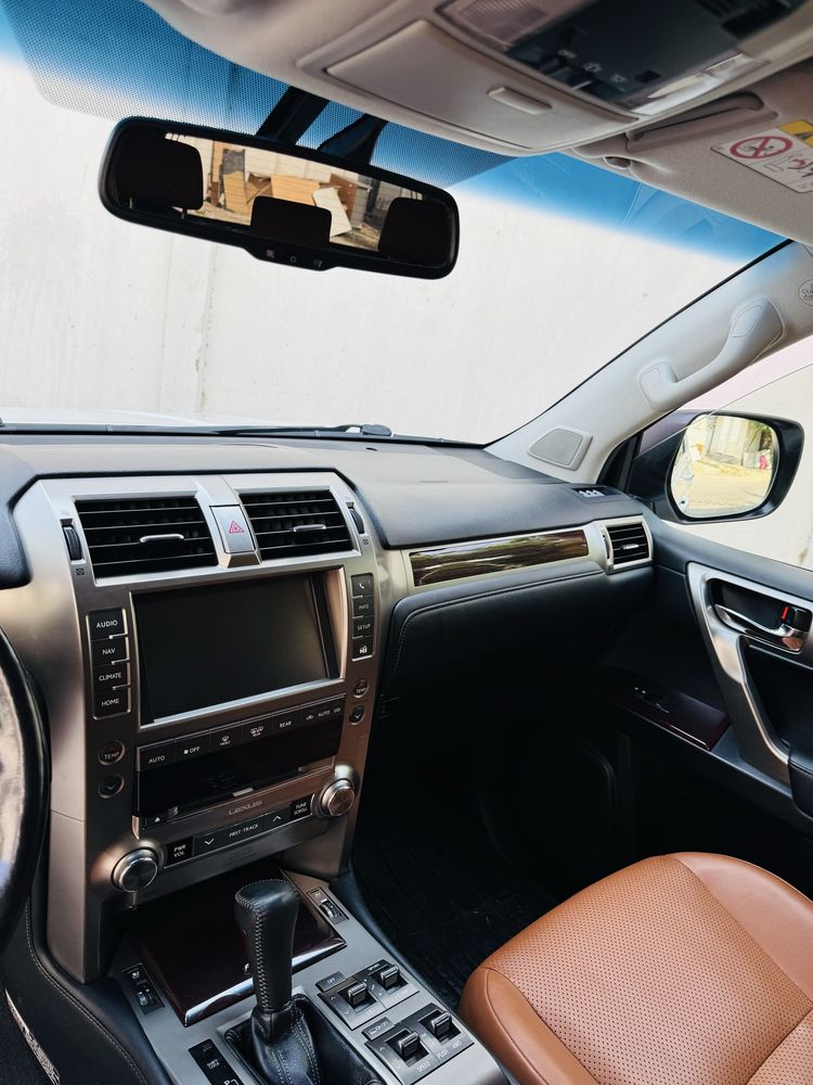Lexus GX 460 full. Benzin!