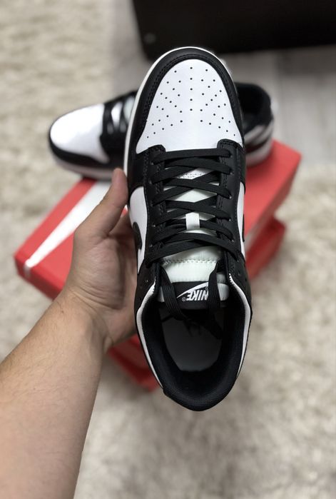 Nike dunk panda.
