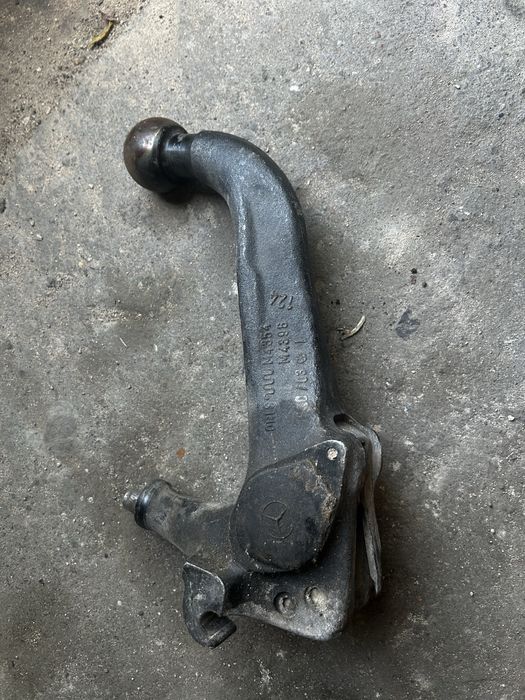 Фаркоп на Мерседес 124