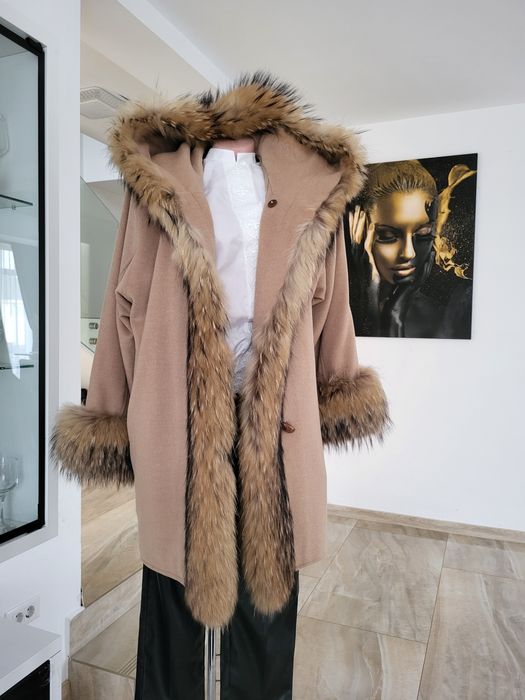 Paltoan Alpaca blana naturala