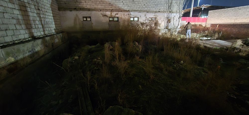 Ер жойи фундаменти билан