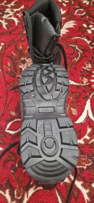 Продам ботинки Dapro