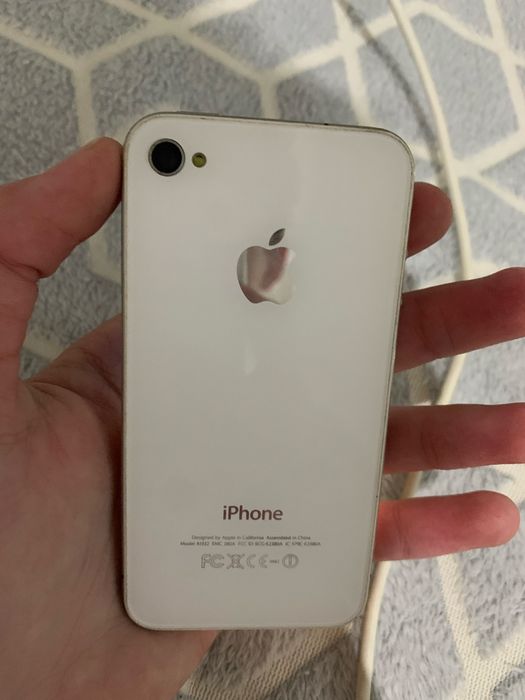 iphone 4.