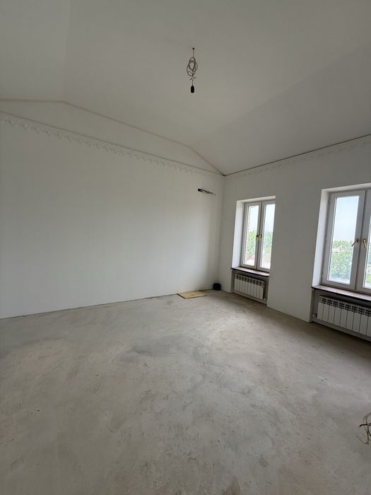 Продается отдельно стоящее 4 этажное здание