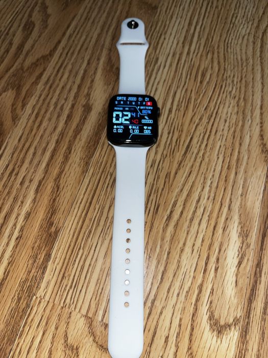 Smart whatch,compatibila cu orice tip de smart phone