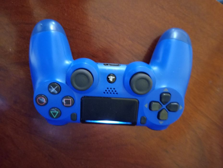 PlayStation 4 slim 1tb + 5 jocuri