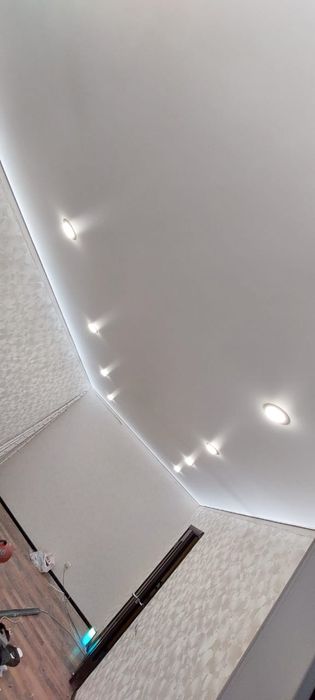 Натяжные потолки 1500