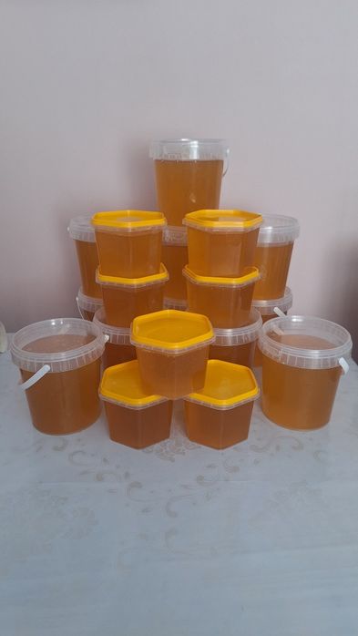 Продаётся мед местный