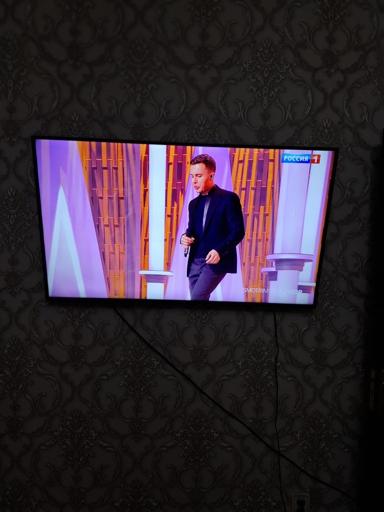 Телевизор  Yasin 55'' смарт, андроид