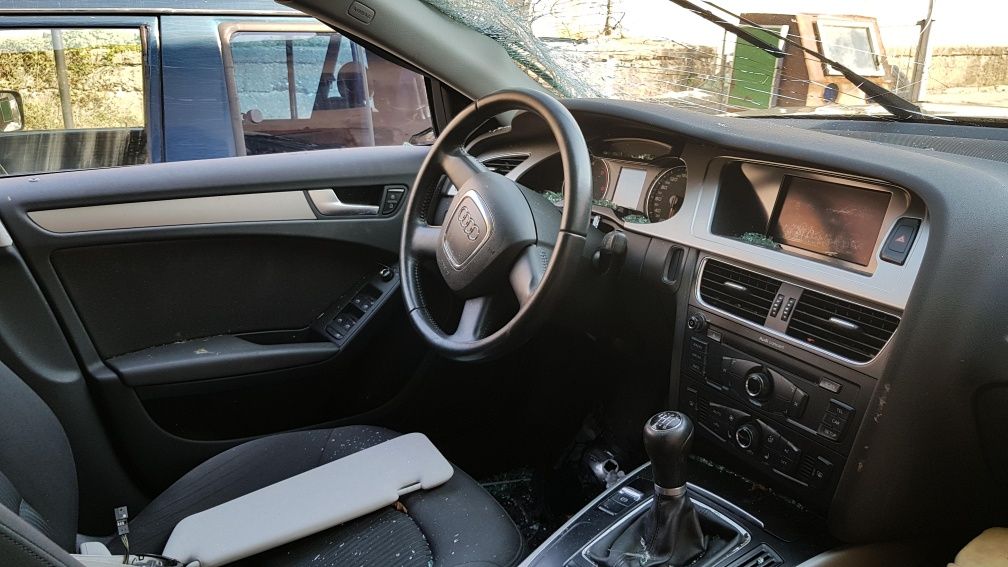 Audi A4 B8 2.0 TDI 2010 на части