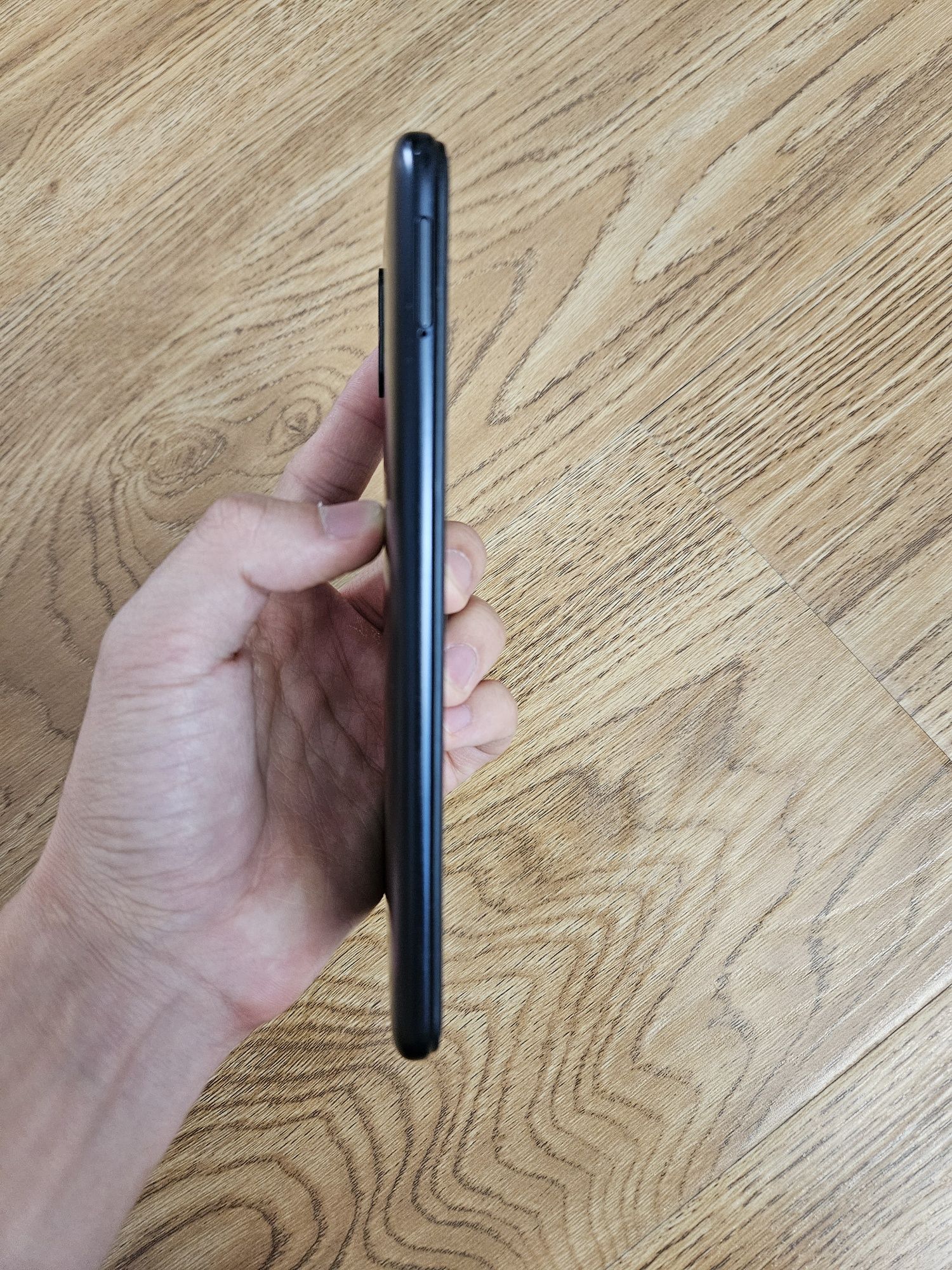 Redmi 9A 4/64 GB holati zor